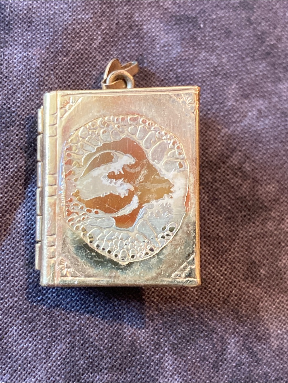 1/20 10K GF Book-Shaped  Gold Locket